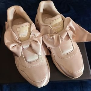 Puma Women’s BOW Sneaker Fenty by Rihanna